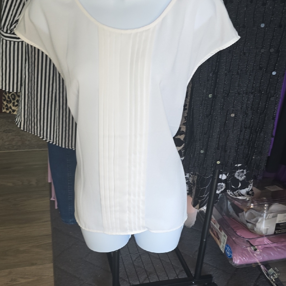 Elegant White Women's Blouse